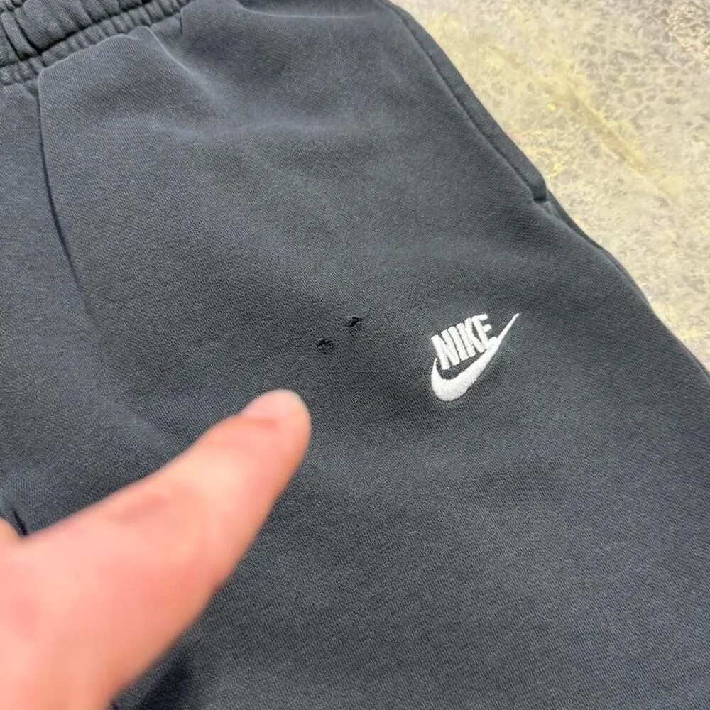 Nike Men's Black and Grey Joggers-tracksuits